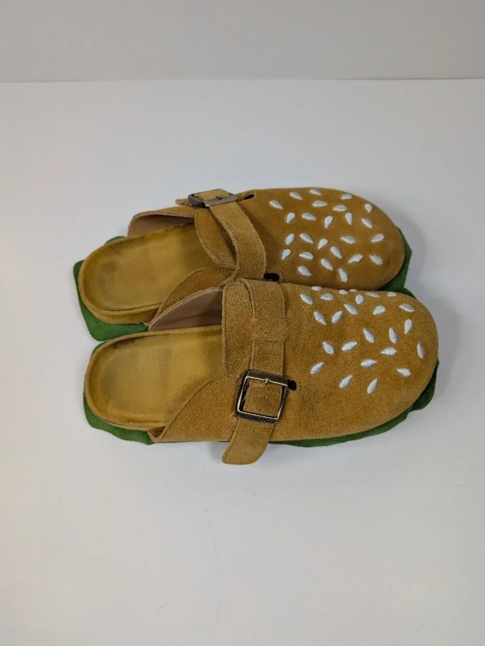 Great condition Burger Theme Hello Slippers brand shoes - size 38/8 - Picture 7 of 16